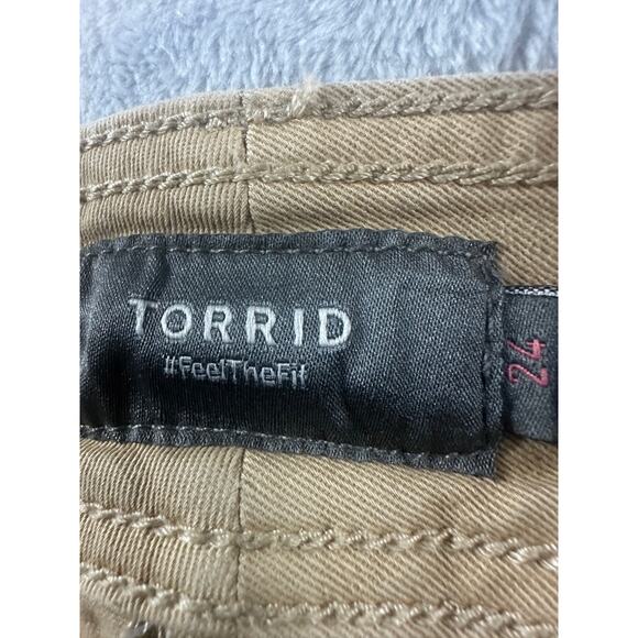 Torrid Crop Aviator Skinny Stretch Twill Mid-Rise Pant – Irish Cream – Size 24 - Picture 7 of 9